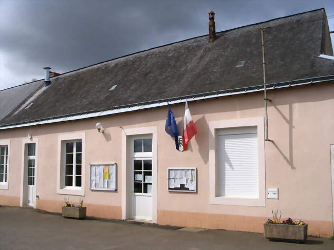 La mairie d'Amné - Amné (72540) - Sarthe