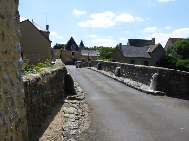 Le vieux pont - Asnières-sur-Vègre (72430) - Sarthe