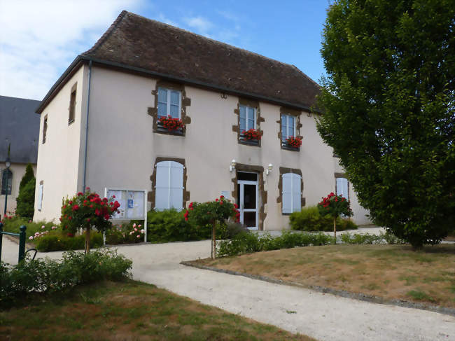 La mairie - La Guierche (72380) - Sarthe