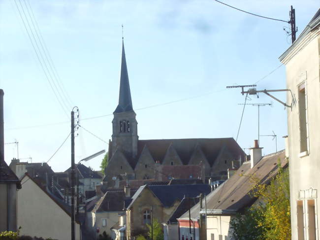 Nogent-le-Bernard et l'église Saint-Jouin-de-Marnes - Nogent-le-Bernard (72580) - Sarthe
