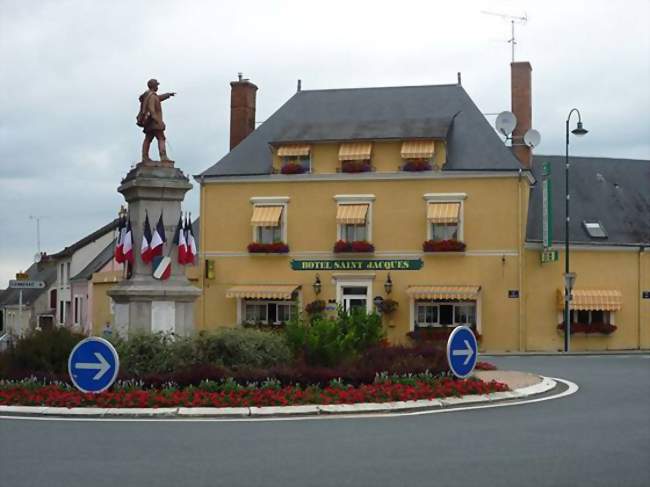 Le monument aux morts de Thorigné - Thorigné-sur-Dué (72160) - Sarthe