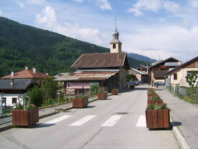 Vue du centre de Bellentre - Bellentre (73210) - Savoie