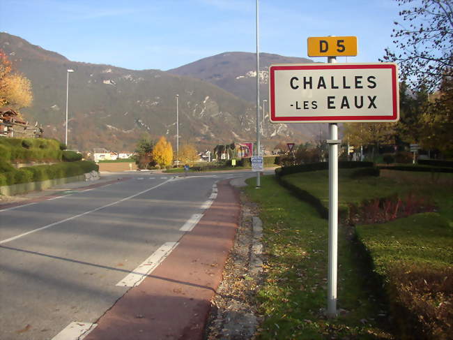 Entrée de la ville de Challes-les-Eaux - Challes-les-Eaux (73190) - Savoie