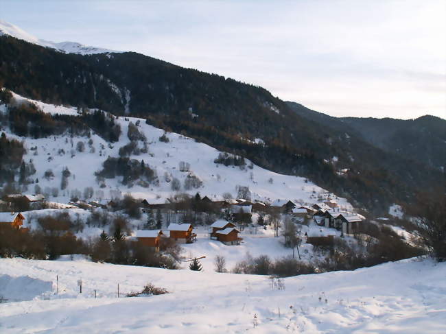 Vue panoramique de Notre-Dame-du-Pré en hiver - Notre-Dame-du-Pré (73600) - Savoie