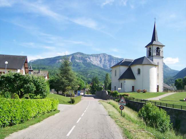 Entrée dans Saint-Cassin en arrivant de Chambéry - Saint-Cassin (73160) - Savoie