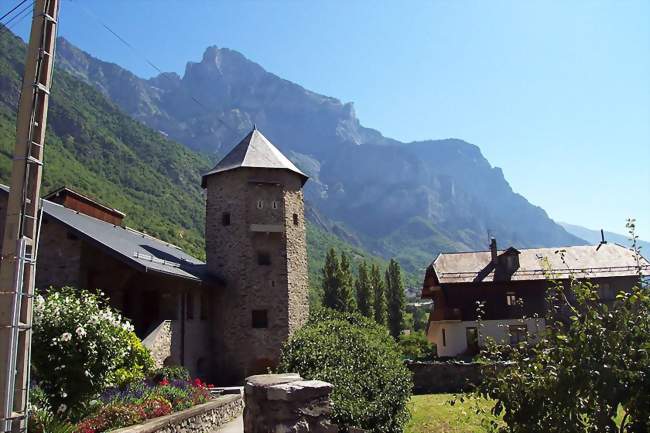 Vue sur le village - Saint-Julien-Mont-Denis (73870) - Savoie