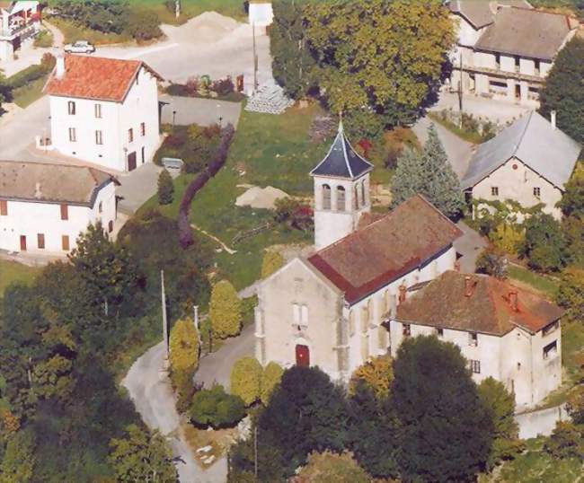 Vue aérienne du chef-lieu de Choisy - Choisy (74330) - Haute-Savoie