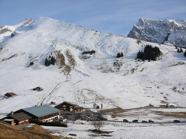 Vue de la station de sports d'hiver de Merdassier - Manigod (74230) - Haute-Savoie