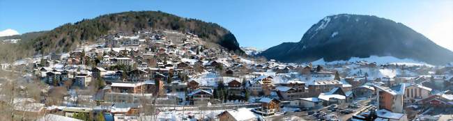 Vue panoramique de la commune de Morzine - Morzine (74110) - Haute-Savoie