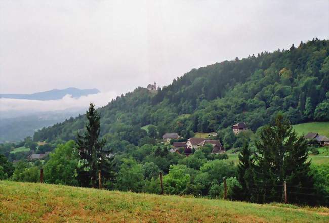 Le Crêt et Champollier vus de Chapeiry - Saint-Sylvestre (74540) - Haute-Savoie