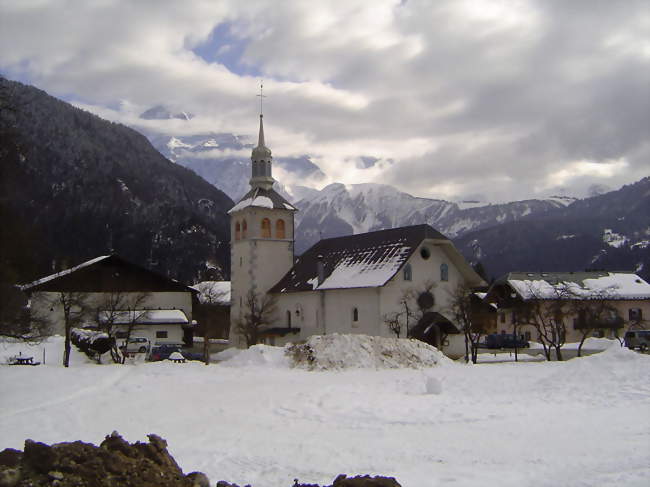 L'église et le centre du village - Servoz (74310) - Haute-Savoie