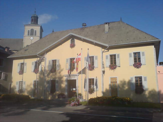 Mairie - Taninges (74440) - Haute-Savoie