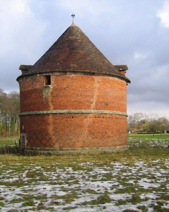 Colombier du château - Crasville-la-Rocquefort (76740) - Seine-Maritime