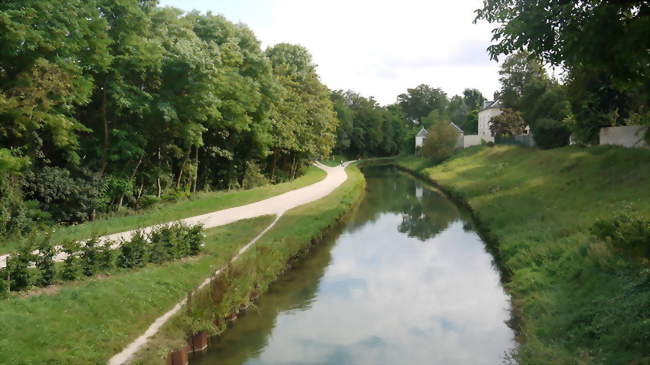 Canal de l'Ourcq à Charmentray - Charmentray (77410) - Seine-et-Marne