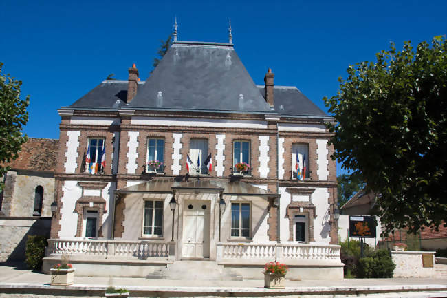 L'hôtel de ville - Chartrettes (77590) - Seine-et-Marne