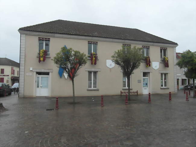Mairie de Chevry-Cossigny - Chevry-Cossigny (77173) - Seine-et-Marne