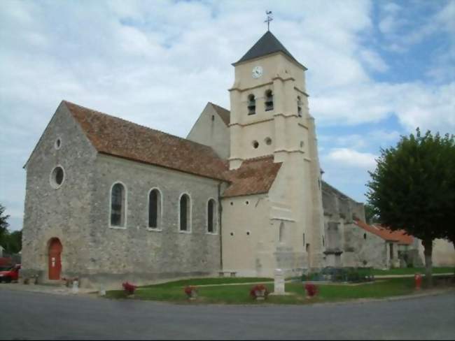 L'église Saint-Remi après rénovation de la tour-clocher en 2005 - Congis-sur-Thérouanne (77440) - Seine-et-Marne