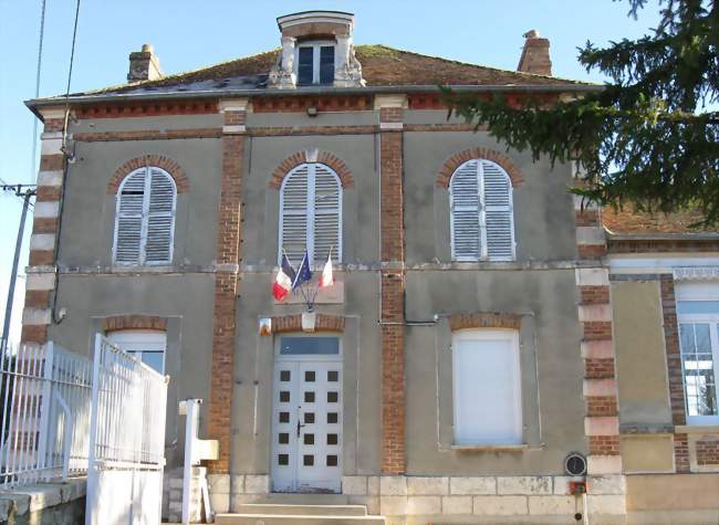La mairie - Laval-en-Brie (77148) - Seine-et-Marne