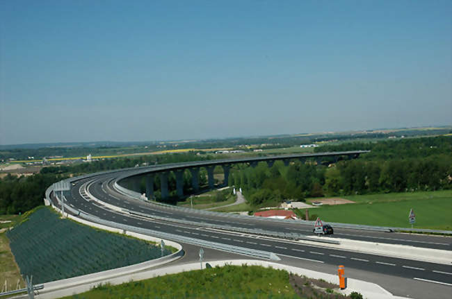 Autoroute A140 localisée à Mareuil-lès-Meaux - Mareuil-lès-Meaux (77100) - Seine-et-Marne