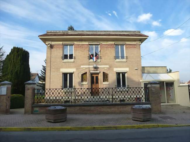 La mairie - Montry (77450) - Seine-et-Marne