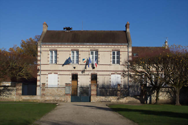 L'hôtel de ville - Perthes (77930) - Seine-et-Marne