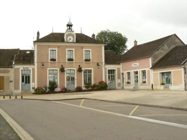 Mairie de Savins - Savins (77650) - Seine-et-Marne