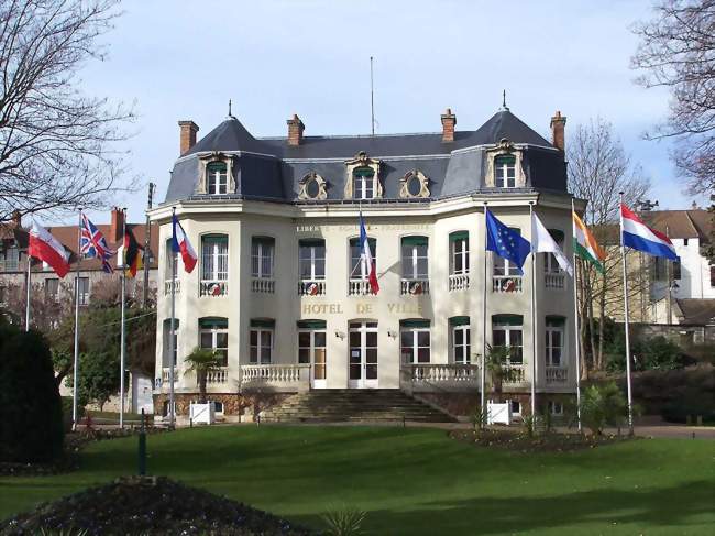 L'hôtel de ville - Andrésy (78570) - Yvelines
