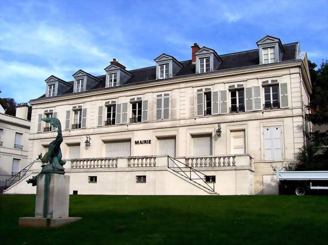 L'hôtel de ville - Bougival (78380) - Yvelines