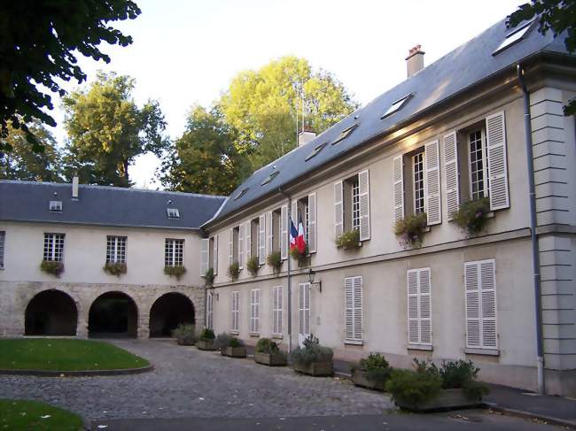 Hôtel de ville - L'Étang-la-Ville (78620) - Yvelines