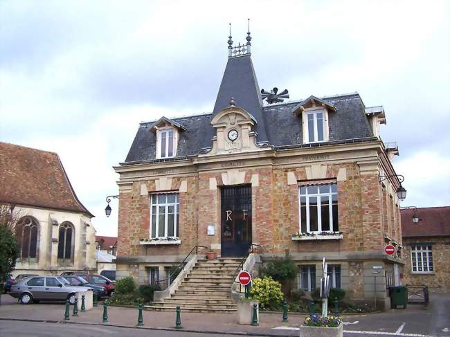 L'hôtel de ville - Maurecourt (78780) - Yvelines