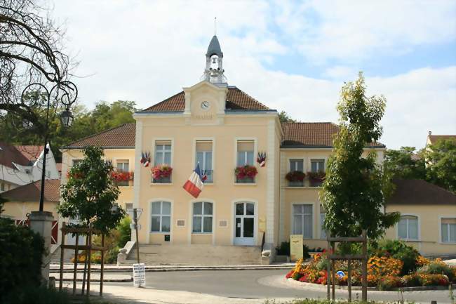 La mairie - Le Mesnil-le-Roi (78600) - Yvelines