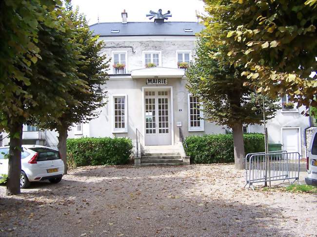 L'hôtel de ville - Montainville (78124) - Yvelines