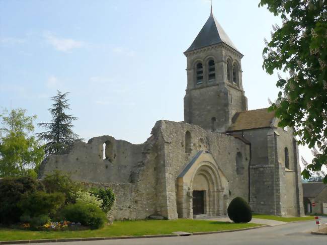 L'église Sainte Marie-Madeleine - Montchauvet (78790) - Yvelines