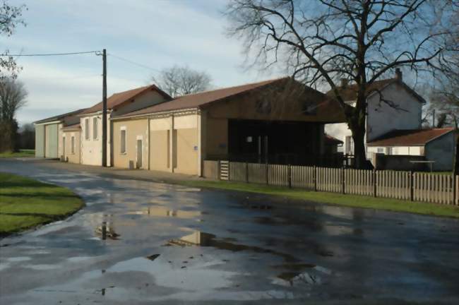 Salle des fêtes - Asnières-en-poitou (79170)