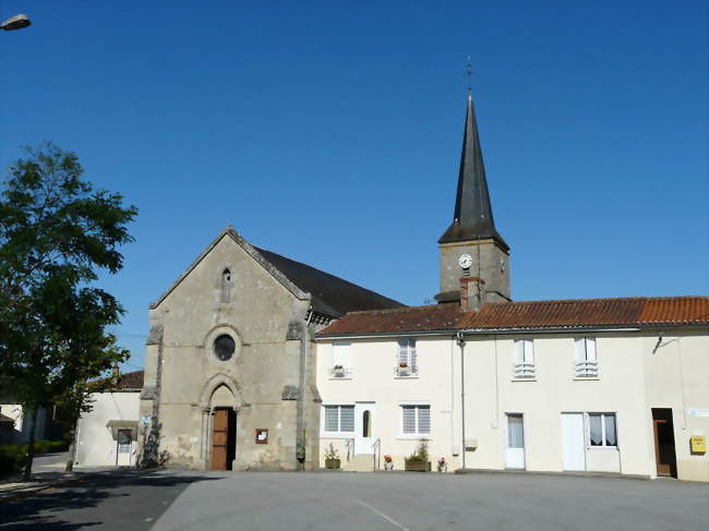 L'église Saint-Hilaire - Boussais (79600) - Deux-Sèvres