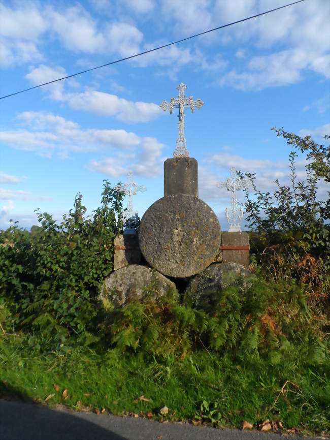 Calvaire de la route de Brétignolles et de Cerizay - Cirières (79140) - Deux-Sèvres