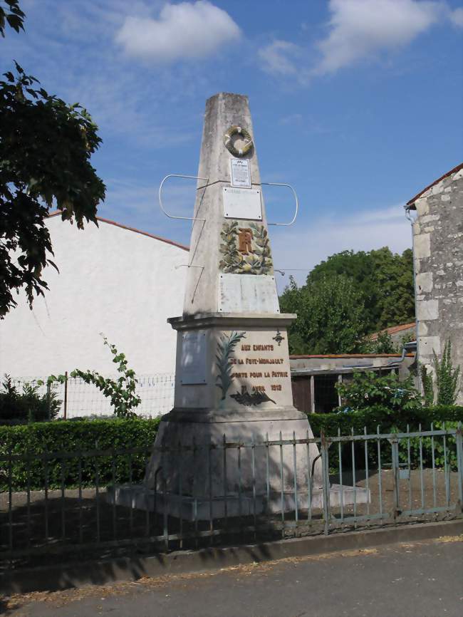 Le monument aux morts - La Foye-Monjault (79360) - Deux-Sèvres