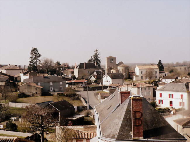 Vue du bourg de Glénay - Glénay (79330) - Deux-Sèvres