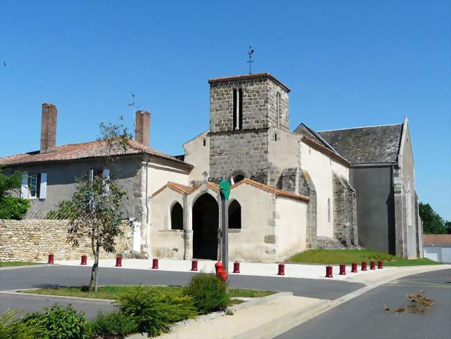 L'église Saint-Jean Baptiste - Lhoumois (79390) - Deux-Sèvres