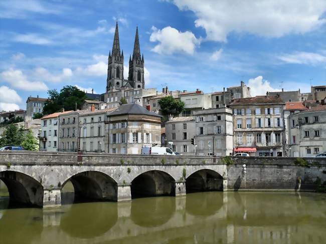 Le centre-ville vu des quais