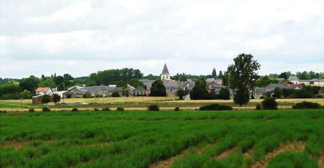 Vue générale du bourg - Taizé (79100) - Deux-Sèvres