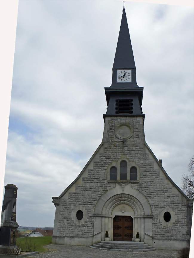 Vue du monument aux morts et de l'église  - Acy-Romance (08300) - Ardennes