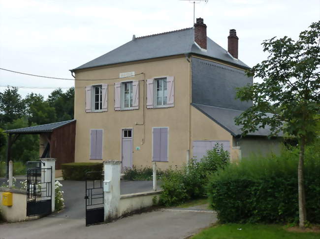 Mairie - Givron (08220) - Ardennes