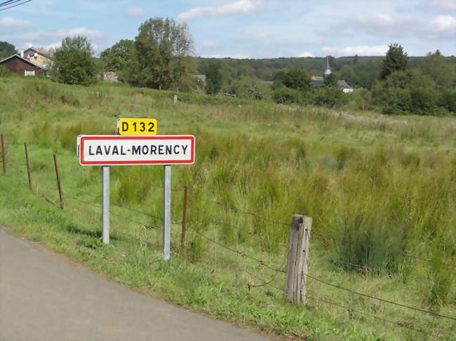 Panneau d'entrée de Laval-Morency - Laval-Morency (08150) - Ardennes