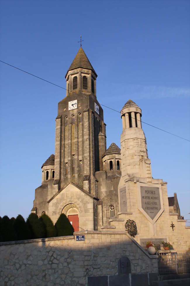 Église Saint-Thimothée et Saint-Apollinaire - Perthes (08300) - Ardennes