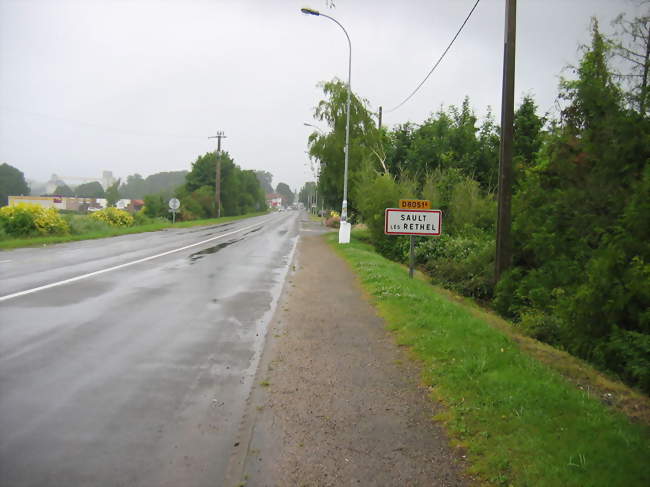 entrée du village  - Sault-lès-Rethel (08300) - Ardennes