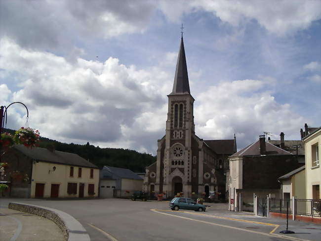 Place de l'Église - Thilay (08800) - Ardennes