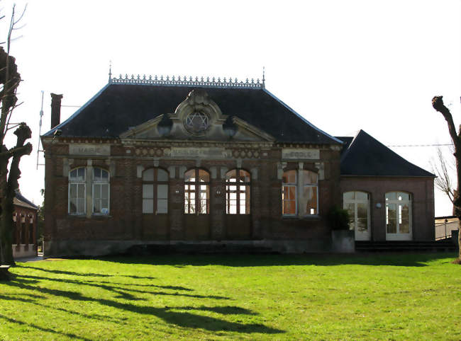 Mairie-Ecole de Baizieux - Baizieux (80300) - Somme