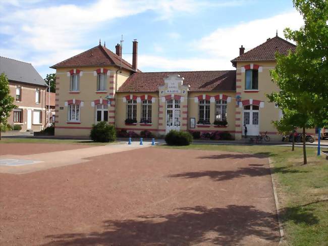 Vue de la mairie - Le Hamel (80800) - Somme