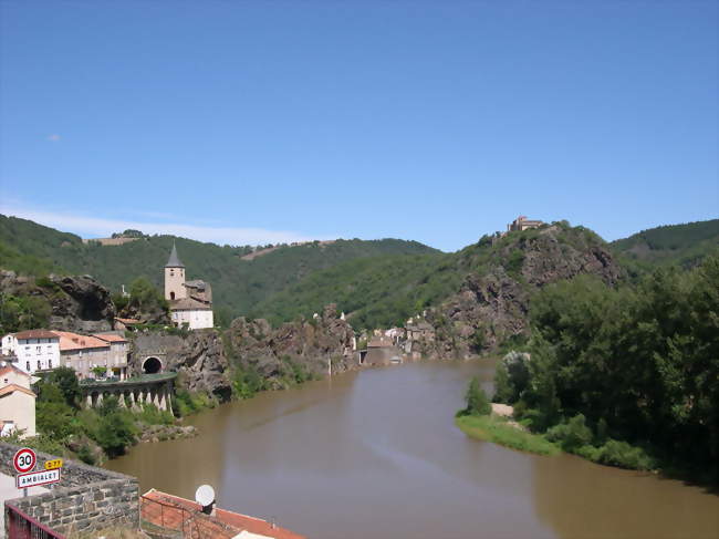 Vue générale - Ambialet (81430) - Tarn